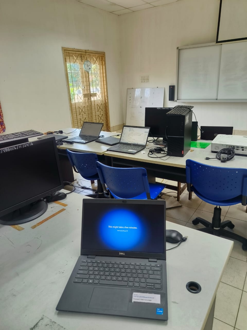 Gambar Laporan