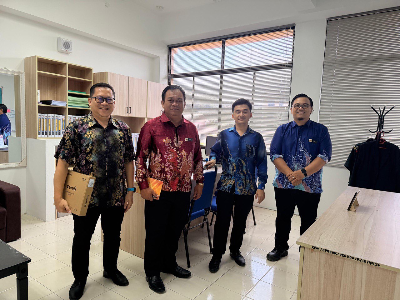 Gambar Laporan