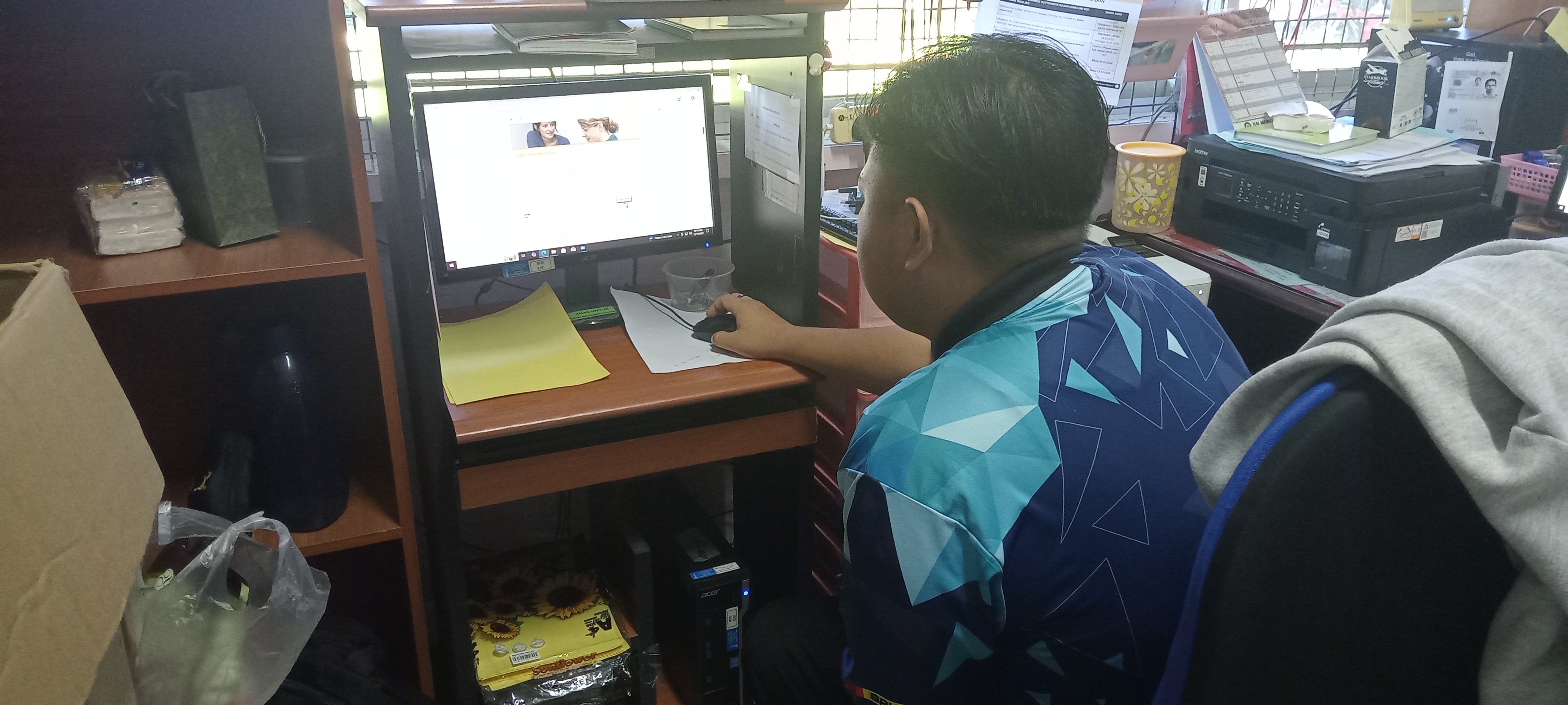 Gambar Laporan