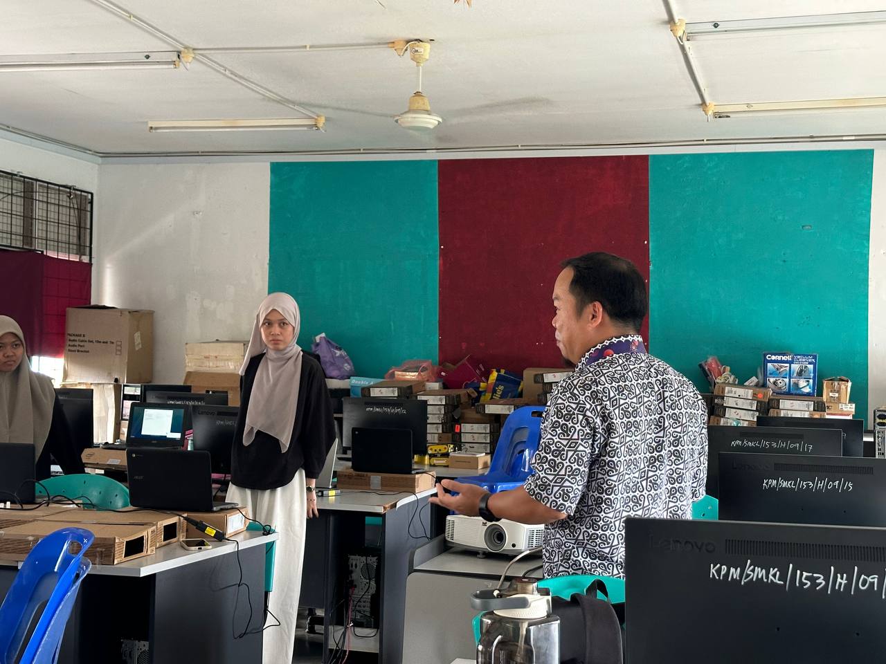 Gambar Laporan