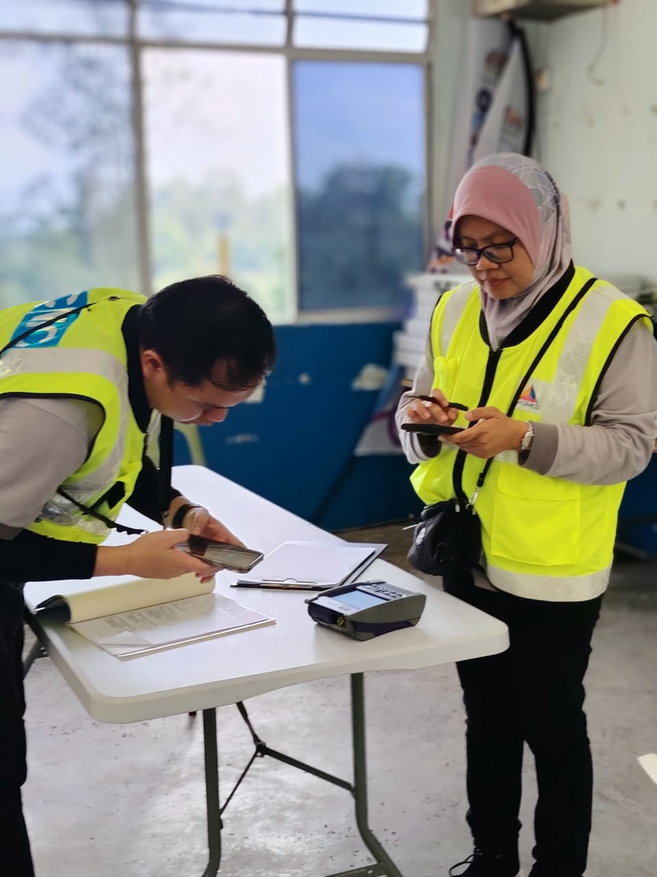 Gambar Laporan