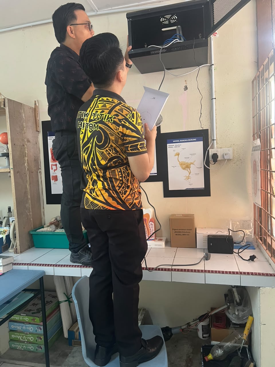 Gambar Laporan
